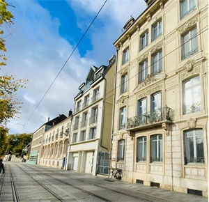 t4 à la vente -   25000  BESANCON, surface 90 m2 vente t4 - UBI476334170